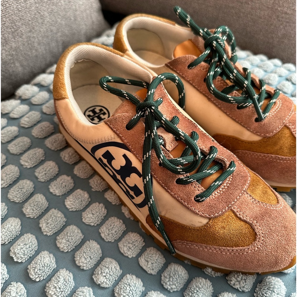 Tory Burch Pink and Tan Green laces. Retro sneakers. Womens size 6